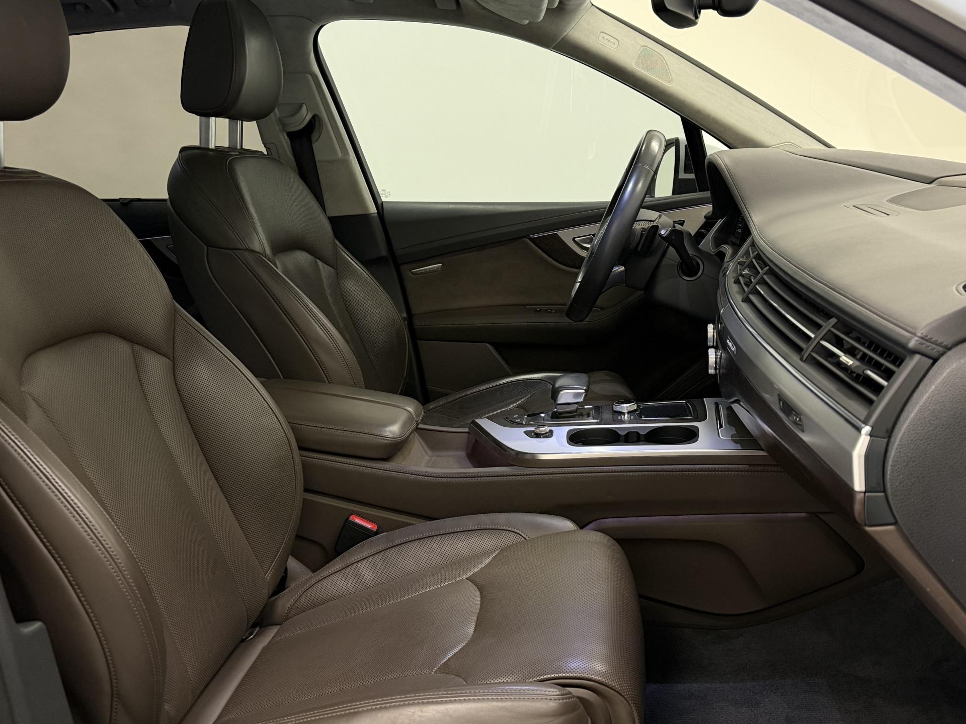 nettiauto-img-179d90ead3d5d6886b273ab8