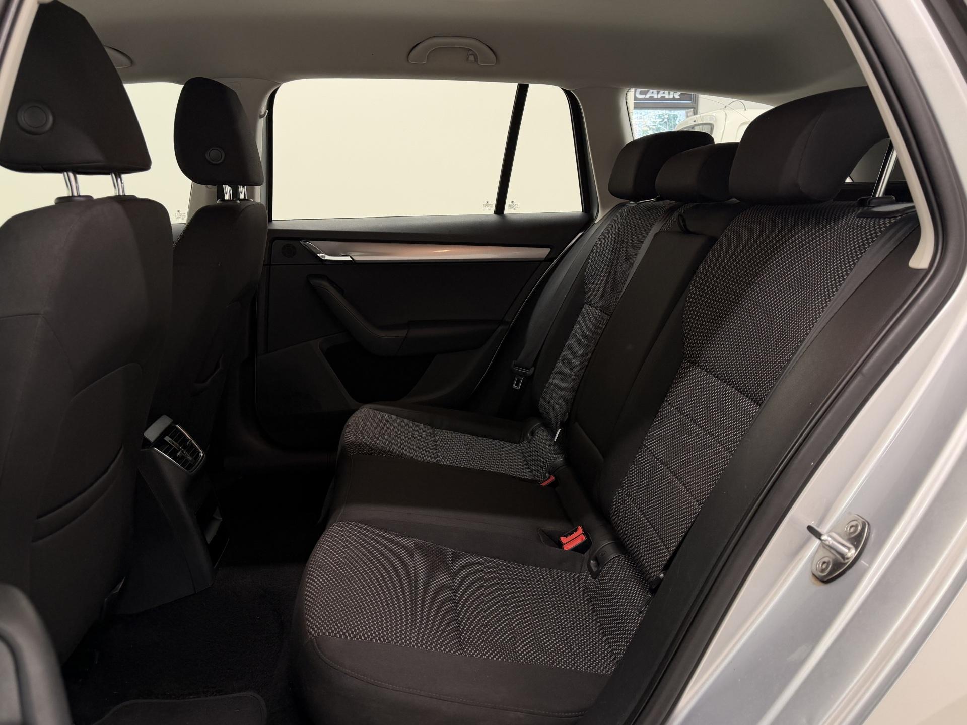 nettiauto-img-225c98a5b3acfa1e9873b3f3