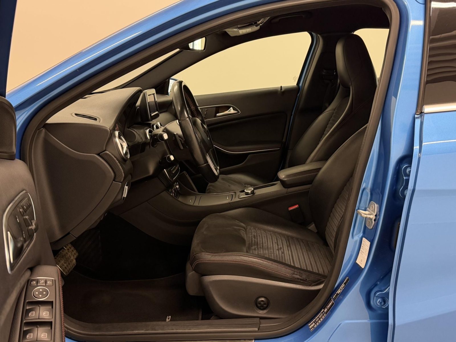 nettiauto-img-32684f48b6de433f793a634c
