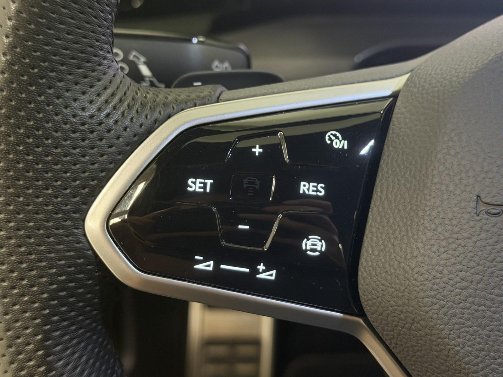 nettiauto-img-4049e38647a1263ed9b6bfe8
