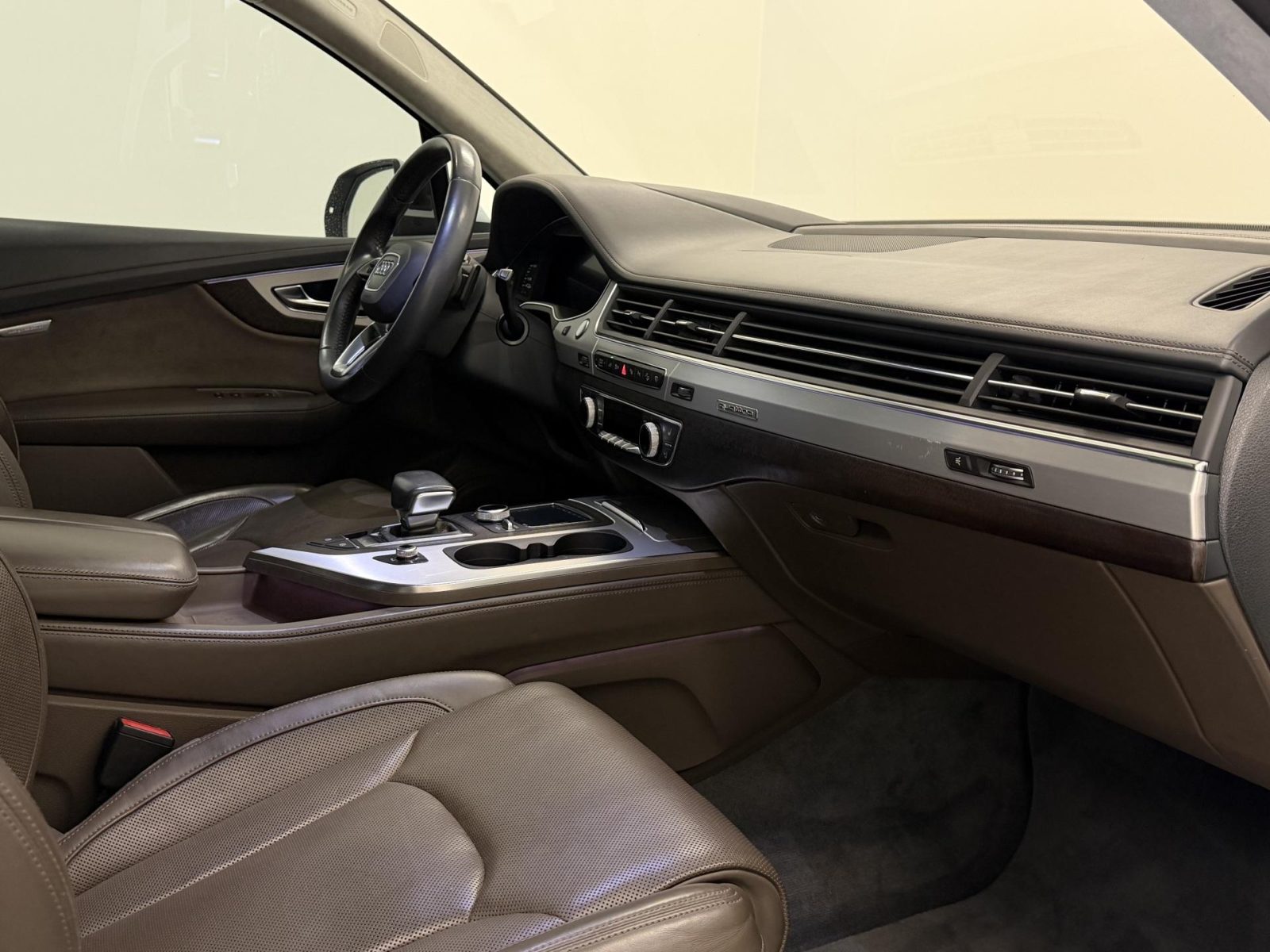 nettiauto-img-d60b73478058ec2f695eb8e4