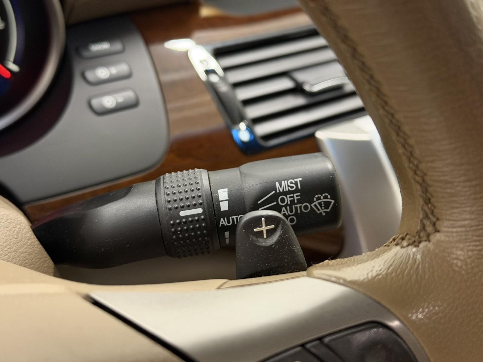 nettiauto-img-68aa0051a107d8e05fd1d305