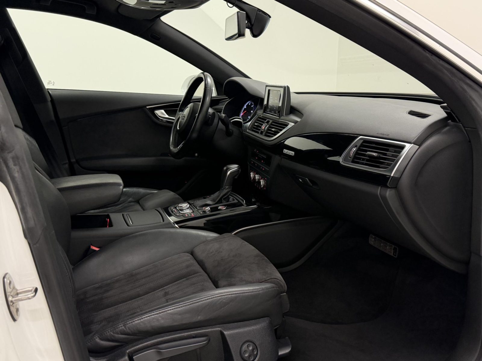 nettiauto-img-fe5b781142f48a718f99ce9d