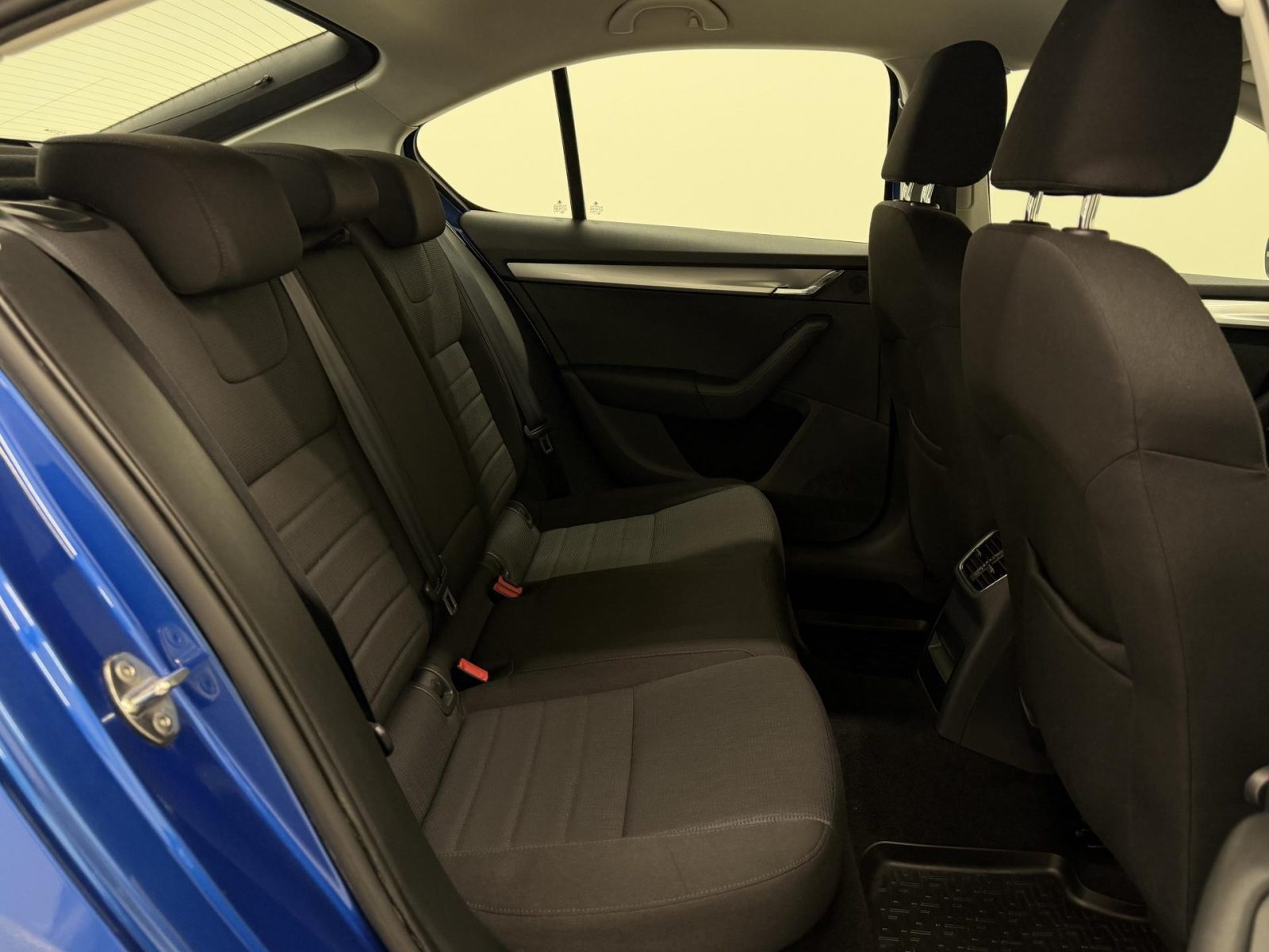 nettiauto-img-ed3c403b17623edad464192a