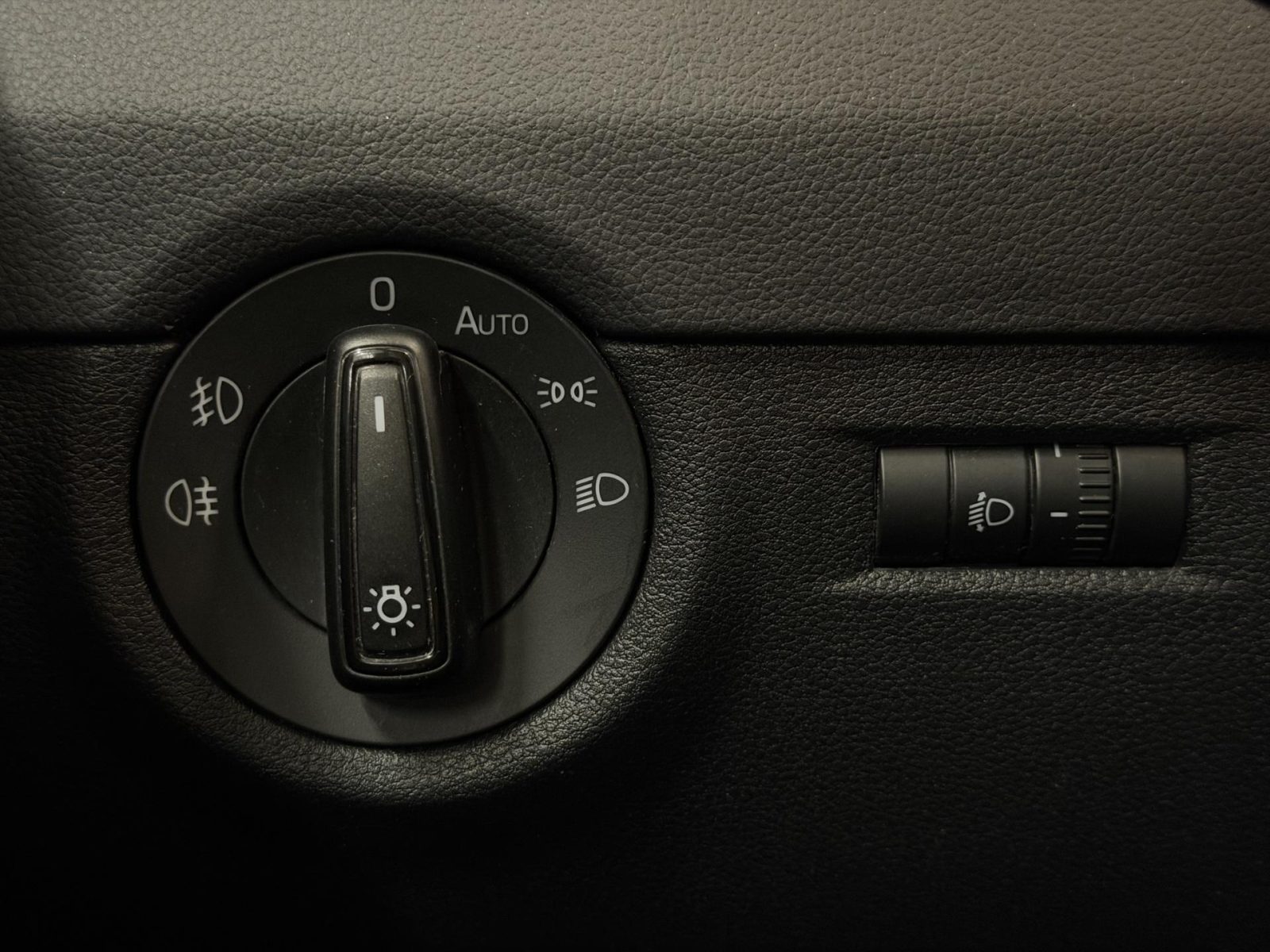 nettiauto-img-d9493cbde2ba69aa7b5a99fb