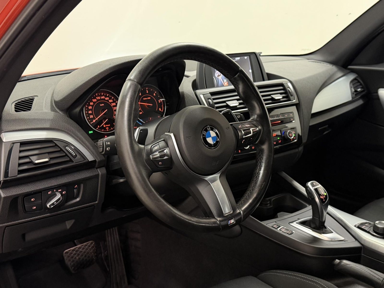 nettiauto-img-6606d49c9533a7e7237efc37