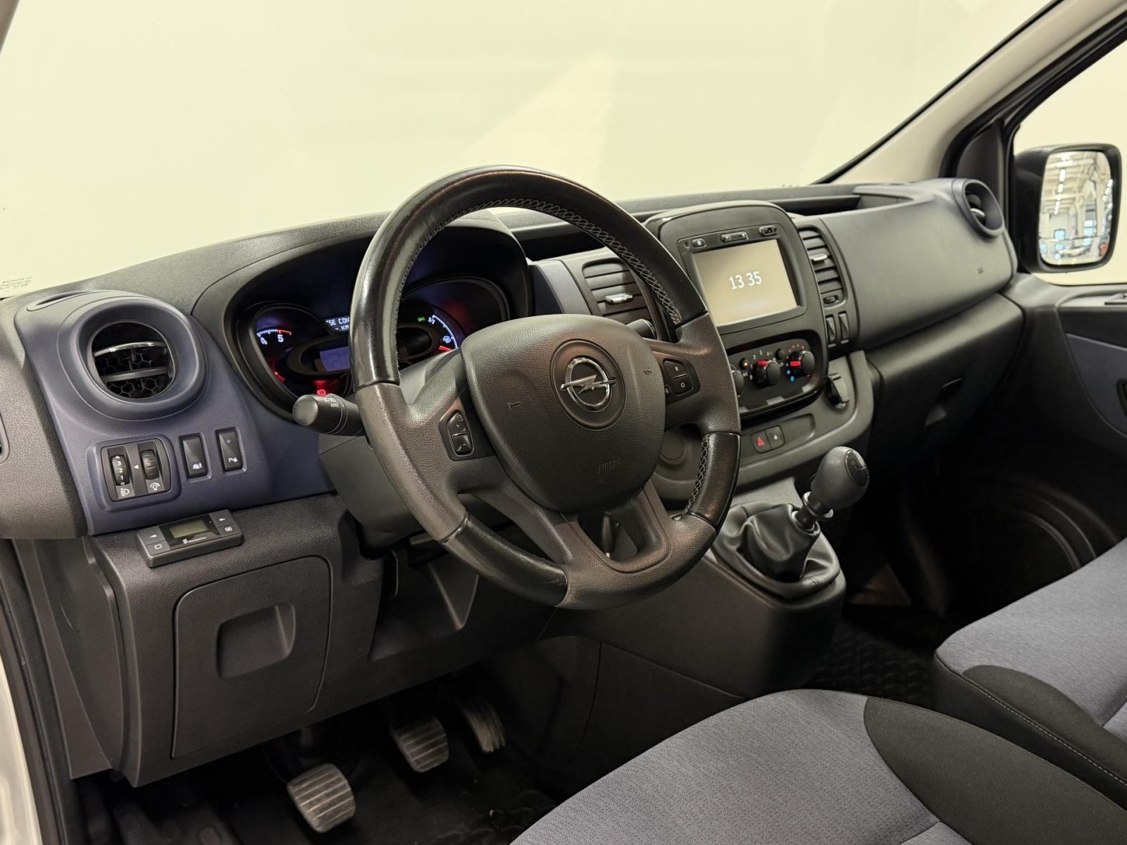 nettiauto-img-bc1c7139d4af9d9ec275ebfc