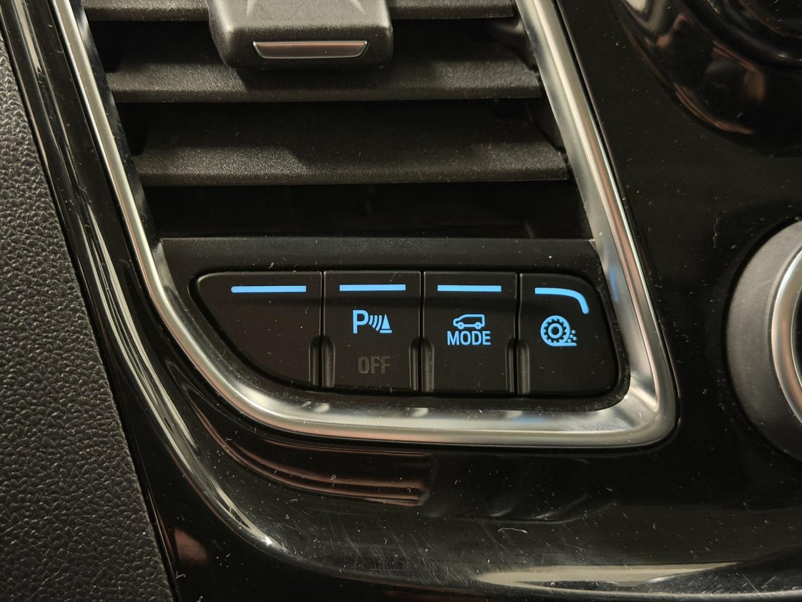 nettiauto-img-49c7f5838ff424383caf8c84