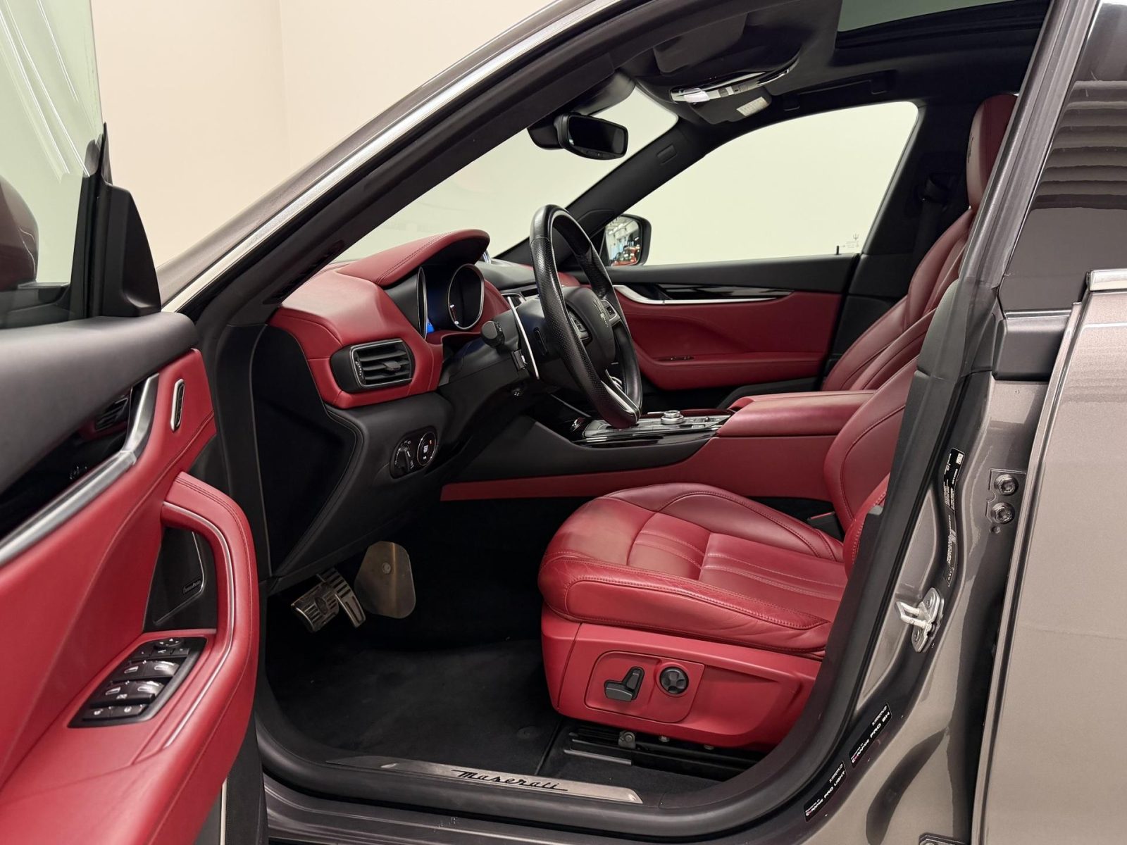 nettiauto-img-c8ec429546c6b23f80f55f16